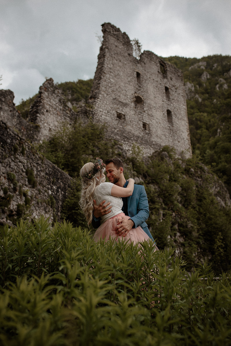 romantične fotografije na Gradu Kamen