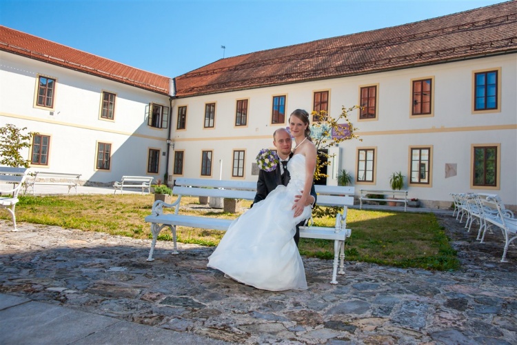 Prosti termini, poročna lokacija, poročni prostor, zaobljuba.si