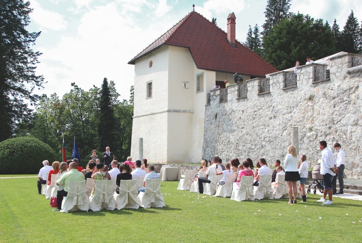 Prosti termini, poročna lokacija, poročni prostor, zaobljuba.si