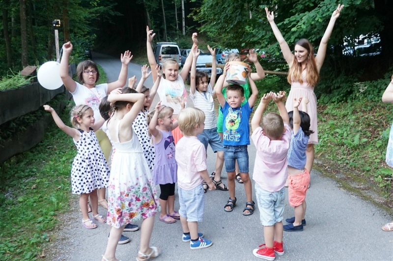 Varstvo otrok na poroki
