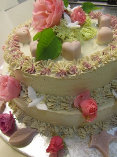 poročna torta, presna torta, veganska torta
