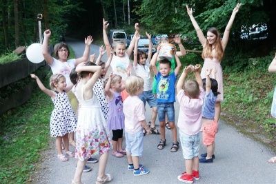 Varstvo otrok na poroki
