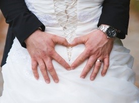 Ženin in nevesta, poročni prstan.