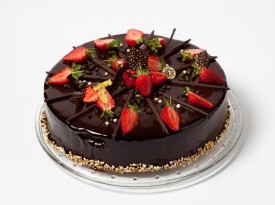 Čokoladna poročna torta