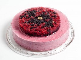 Sadna poročna torta