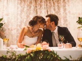 poroka, navidezna poroka, poročni par, dvor jezeršek, poročni prostor, sanjska obleka, nevesta, ženin