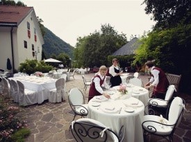 Kendov dvorec, poročni prostor, poročna lokacija, poroka