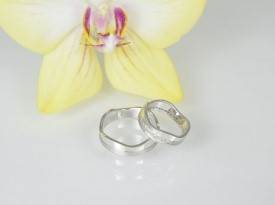 Belo zlato, poročna prstana, poročna prstana po naročilu.