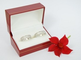 Poročni prstan, belo zlato, poročna prstana.