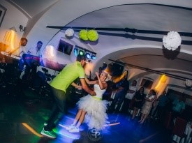poročni ples, poročni prostor, ženin in nevesta