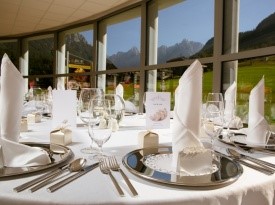 poročni prostor, hit holidays, kranjska gora, poroka, narava, poroka v hribih