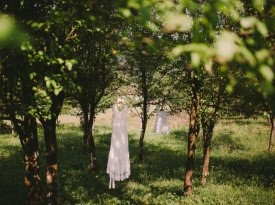 happy moments, poroka, poročna fotografija, poročni par, zaobljub, orehov gaj
