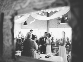 happy moments, poroka, poročna fotografija, poročni par, zaobljub, orehov gaj