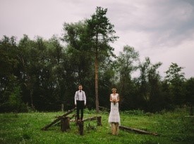 happy moments, poroka, poročna fotografija, poročni par, zaobljub, orehov gaj