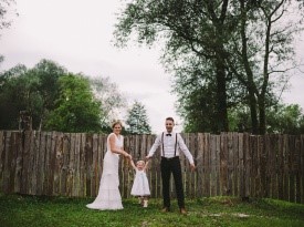 happy moments, poroka, poročna fotografija, poročni par, zaobljub, orehov gaj