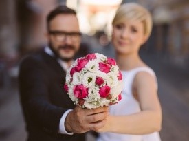 Poročni šopek, poročno cvetje, fotografiranje na poroki.