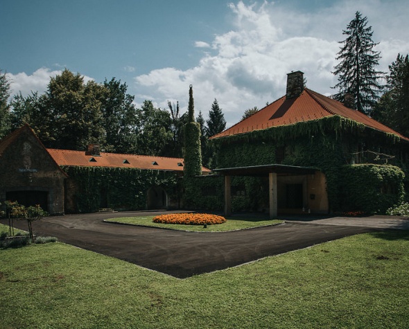 poročni prostor, poročna lokacija, vila široko, zaobljuba.si